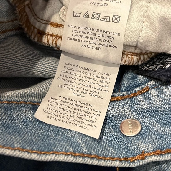 J. Crew Slim Broken In Boyfriend Light Wash Raw Hem Cropped Capri Jeans - Picture 6 of 10